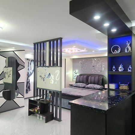 Condo Azur Suites B316 Near Airport, Netflix, Stylish, Cozy With Swimming Pool Μακτάν Εξωτερικό φωτογραφία