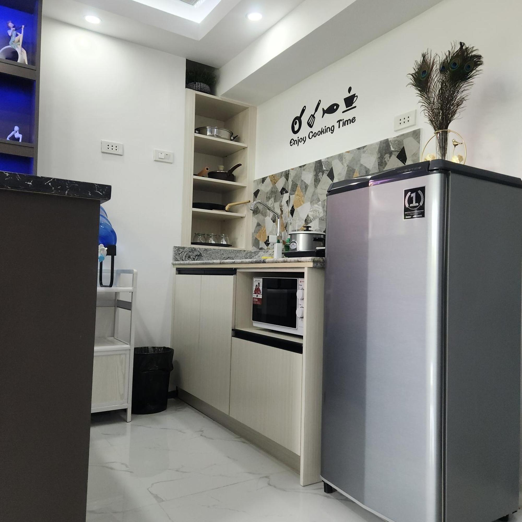 Condo Azur Suites B316 Near Airport, Netflix, Stylish, Cozy With Swimming Pool Μακτάν Εξωτερικό φωτογραφία